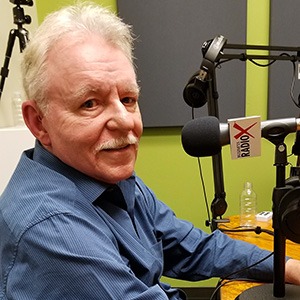 Barney Davey in the studio at Valley Business RadioX in Phoenix, Arizona